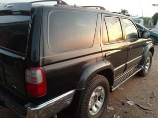 A picture of Toyota 4 runner