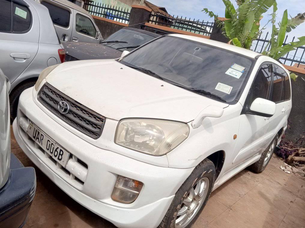 A picture of 2003 Toyota Japan 1.5