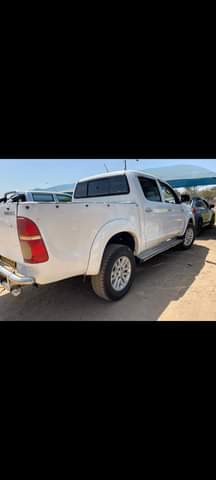 used toyota hilux