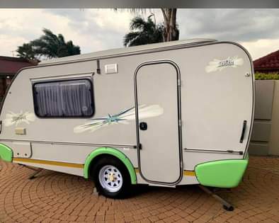 Caravan /.