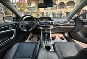 A picture of HONDA ACCORD 2016