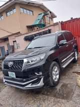 A picture of Toyota Landcruiser Prado