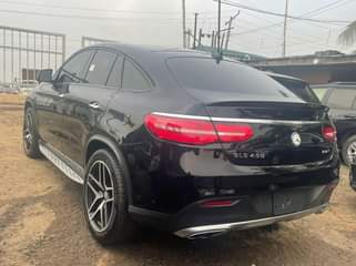 A picture of Mercedes benz Gle450 2016