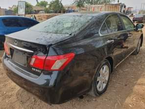 A picture of Lexus Es 350 2009 upgraded to 2015 available for inspection