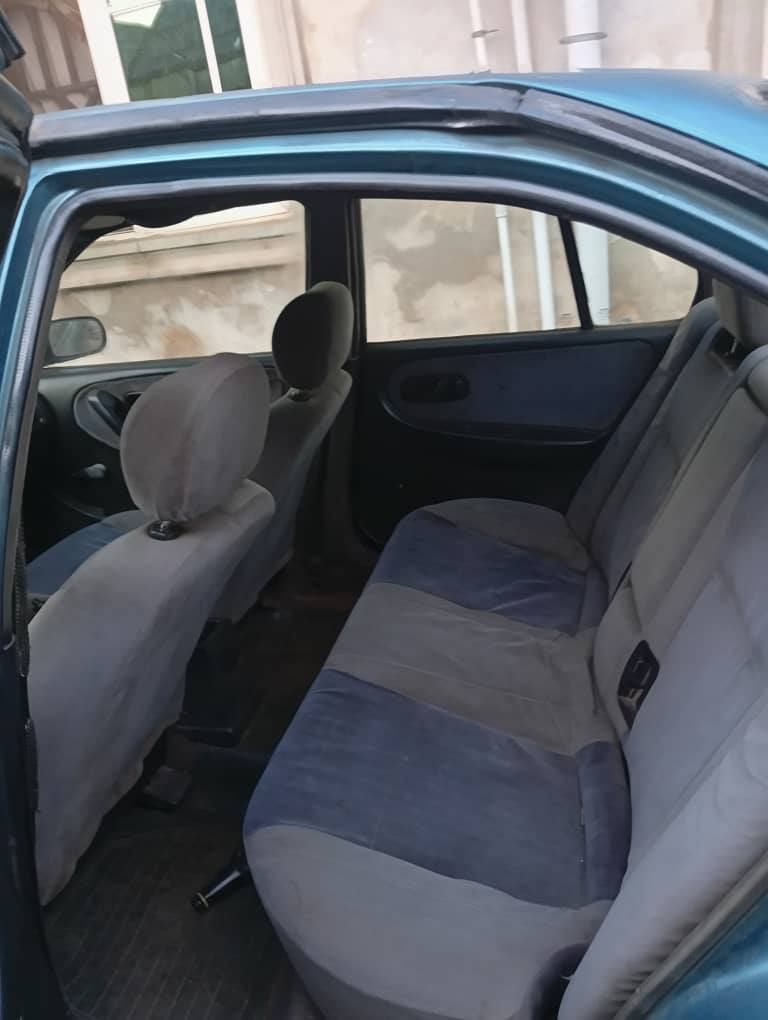 A picture of Nissan premieria