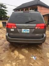 A picture of 05 sienna first body