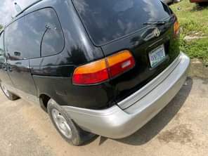 A picture of Sienna 1 3m last Buyer settles 80k Engine and gear
