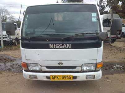 used nissan atlas