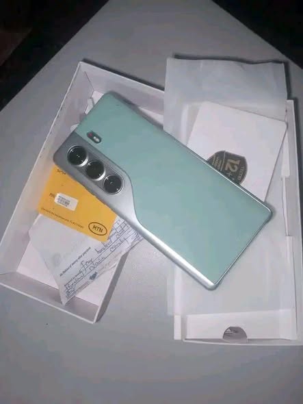 A picture of Tecno camon 40 pro