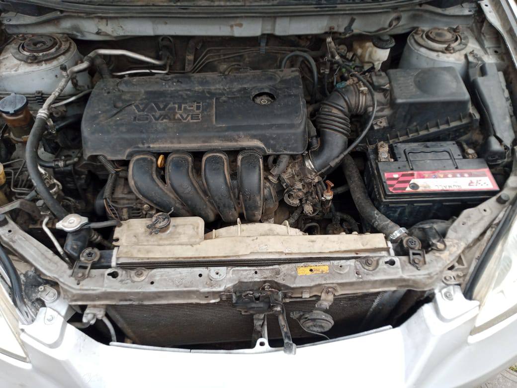 A picture of Toyota Matrix 2005 4.2 negotiable First body Engine gear AC