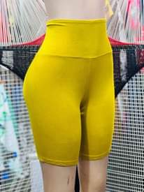A picture of Sport leggings and shorts