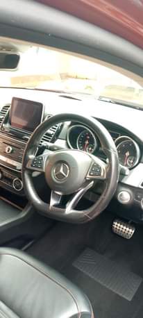 A picture of MERCEDES BENZ GLE 350D 4MATIC
