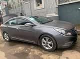 A picture of Hyundai sonata 2011