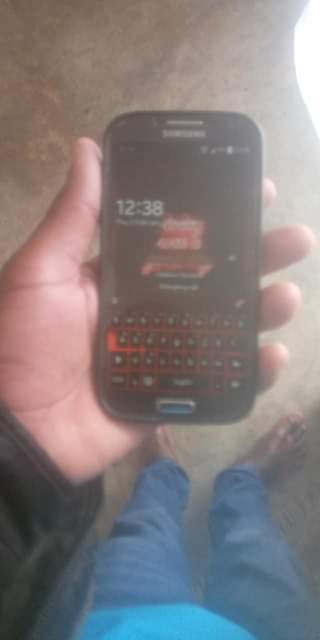 A picture of 90 000 NAUZA SIMU YANGU SAMSUNG GALAXY S4 KALI SANA