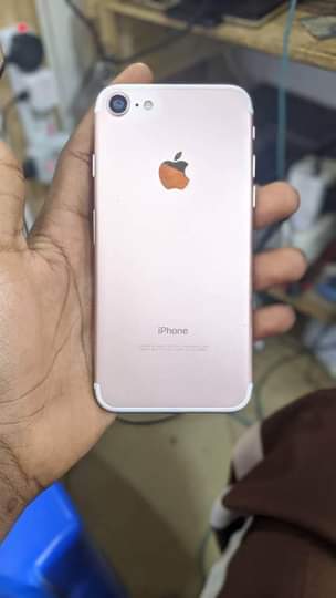 A picture of IPHONE 7plain EXCHANGE inaruhusima 