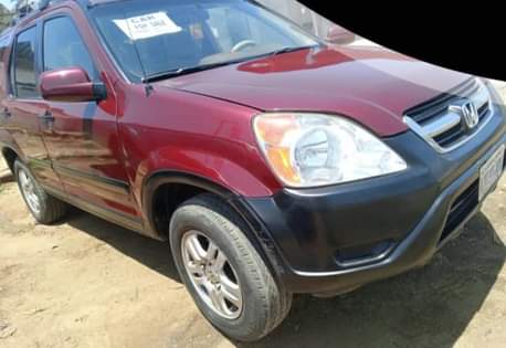 A picture of HONDA CR V