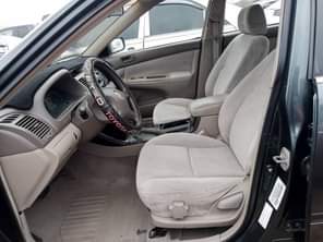 A picture of For sale Slightly used 2006 Toyota Camry LE Full option