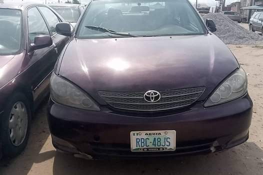 A picture of 2006 TOYOTA Camry 4 Plugs