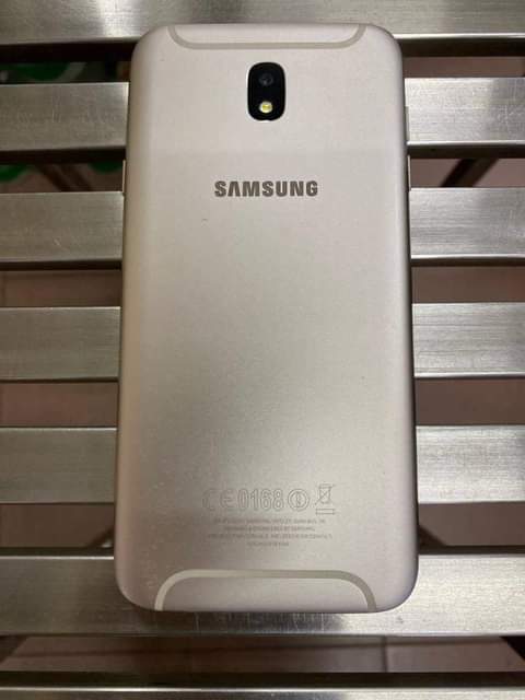 A picture of Samsung galaxy J7 pro duos