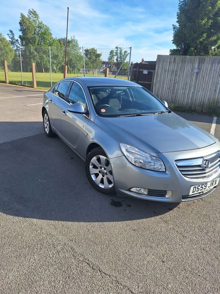 vauxhall insignia