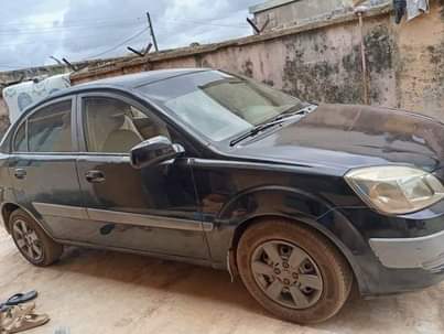 A picture of 2006 Kia Rio Front