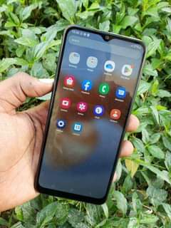 A picture of Samsung A04