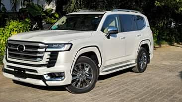 A picture of  2023 NEW LAND CRUISER LC300 ZX 70th ANNIVERSARY EDITION