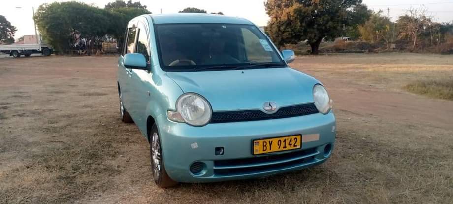 CAR M.