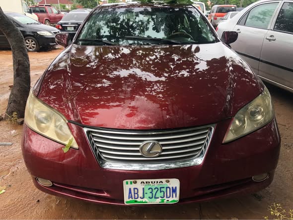 A picture of Clean 2008 Lexus ES350