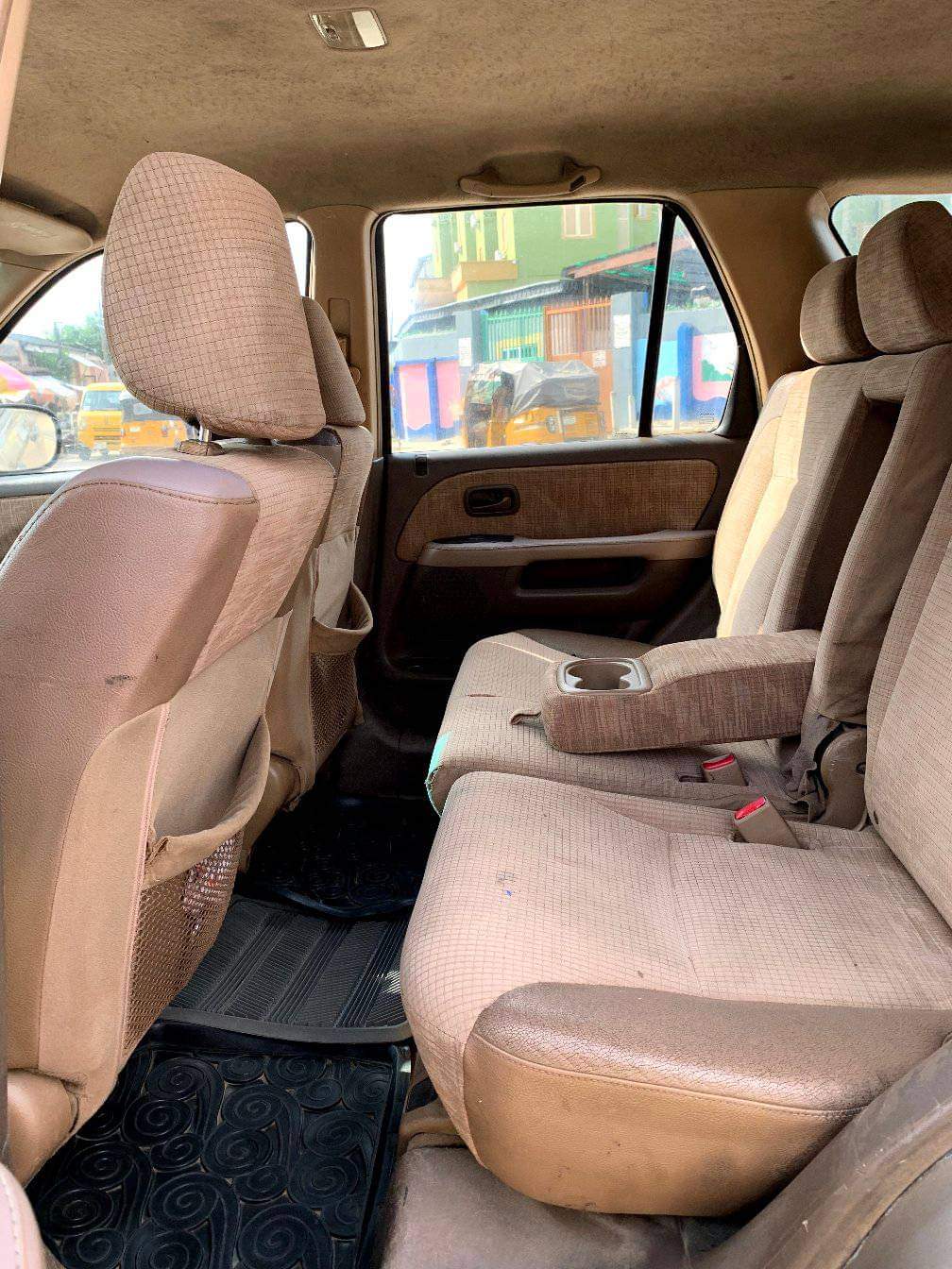 A picture of Honda crv 04