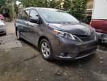 A picture of Sienna 2012 direct Toks