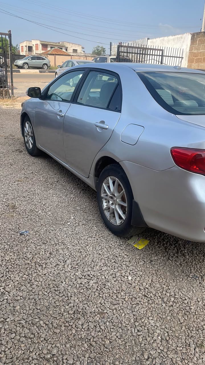 A picture of Toyota Corolla 09 010