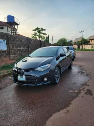 A picture of 2014 Toyota Corolla Sport Clean Belgium Standard Untouched engine transmission