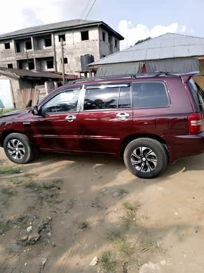 A picture of Toyota highlander