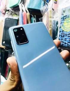 A picture of Samsung s20 plus