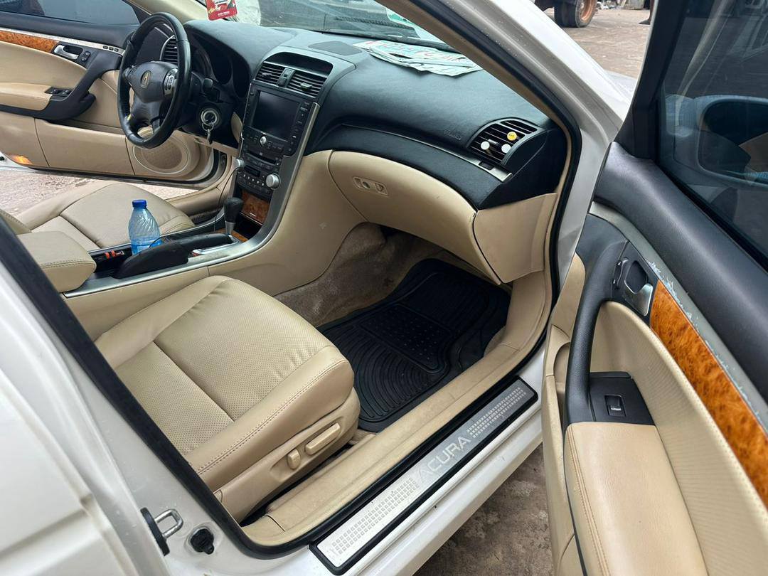 A picture of First body 2005 TL Acura price 4 3 last