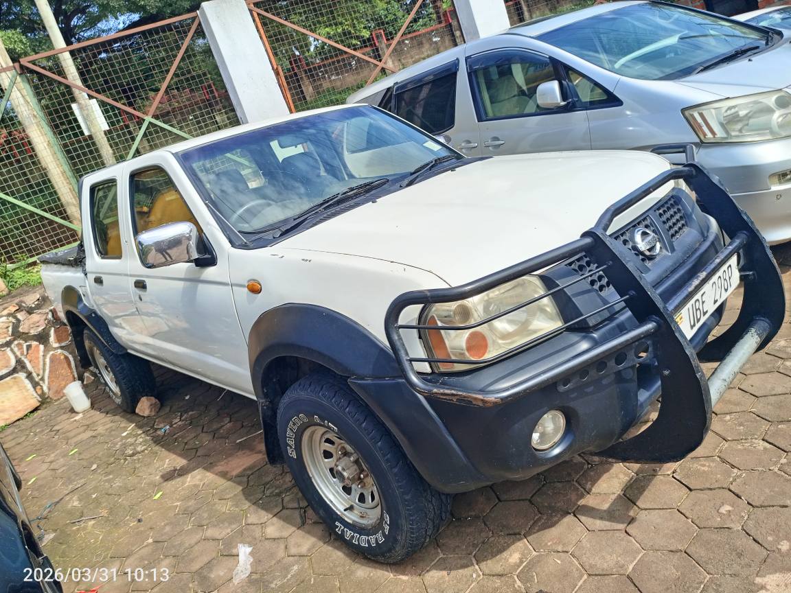 A picture of NISSAN HARDBODY