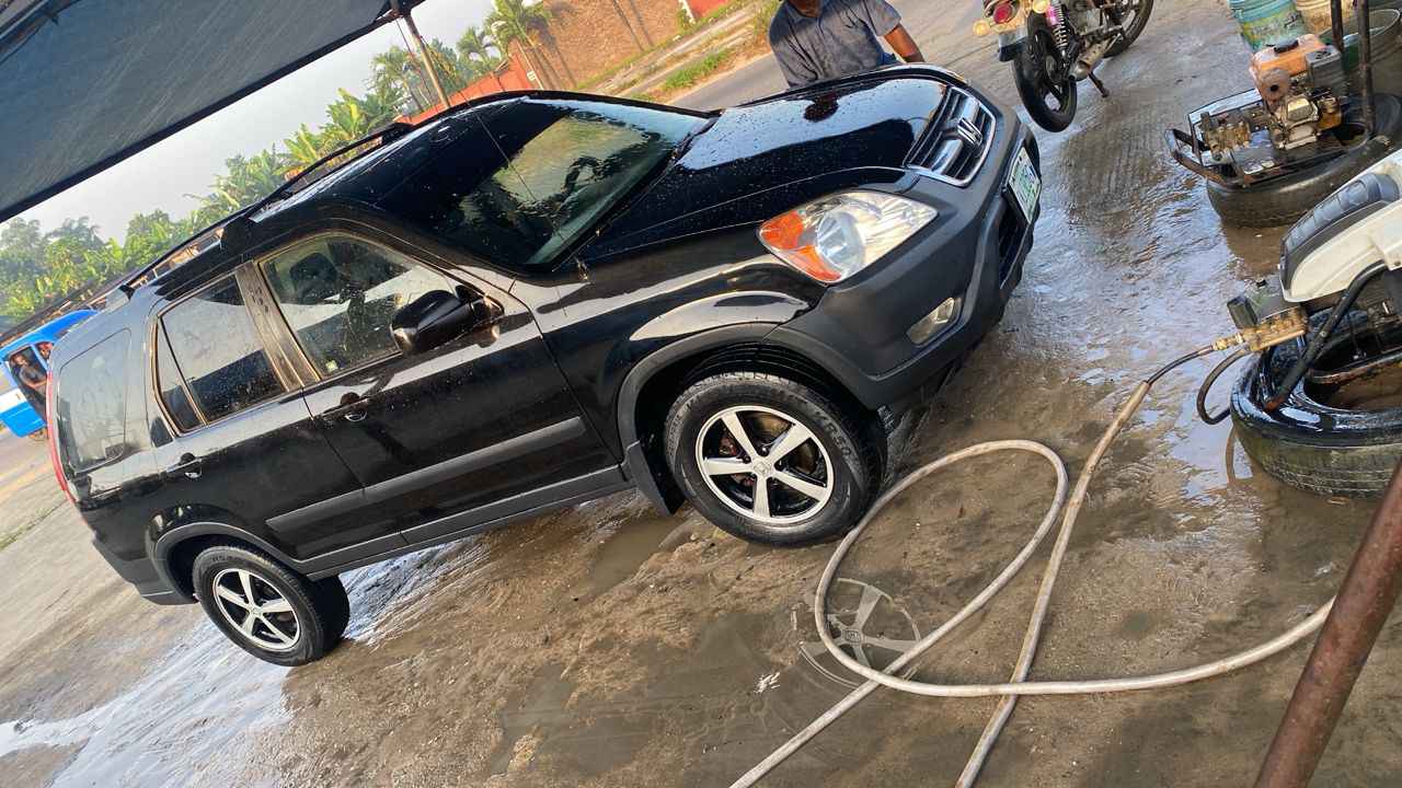 A picture of 2005 Honda CRV
