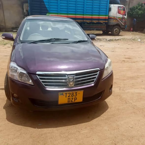 A picture of Toyota primio new model Bei 12 7ml Call WhatsApp 0767510909
