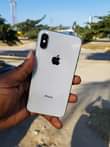 A picture of iphone x GB 64