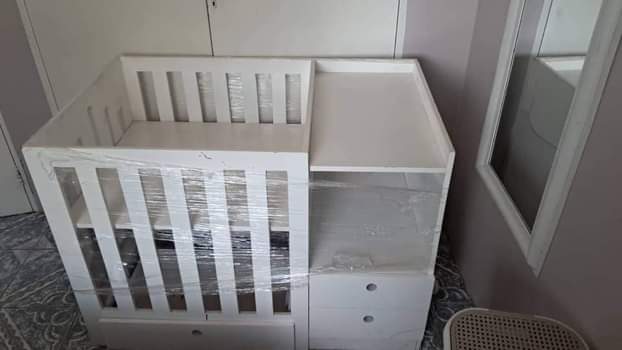 baby cot bed