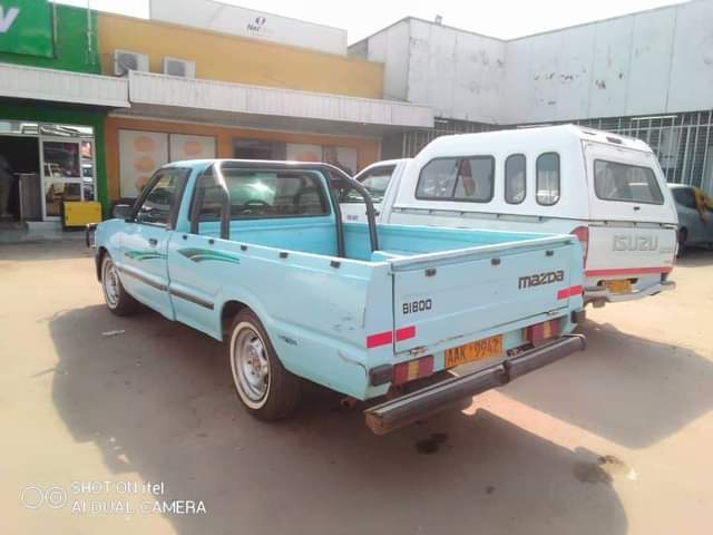 mazda b1600