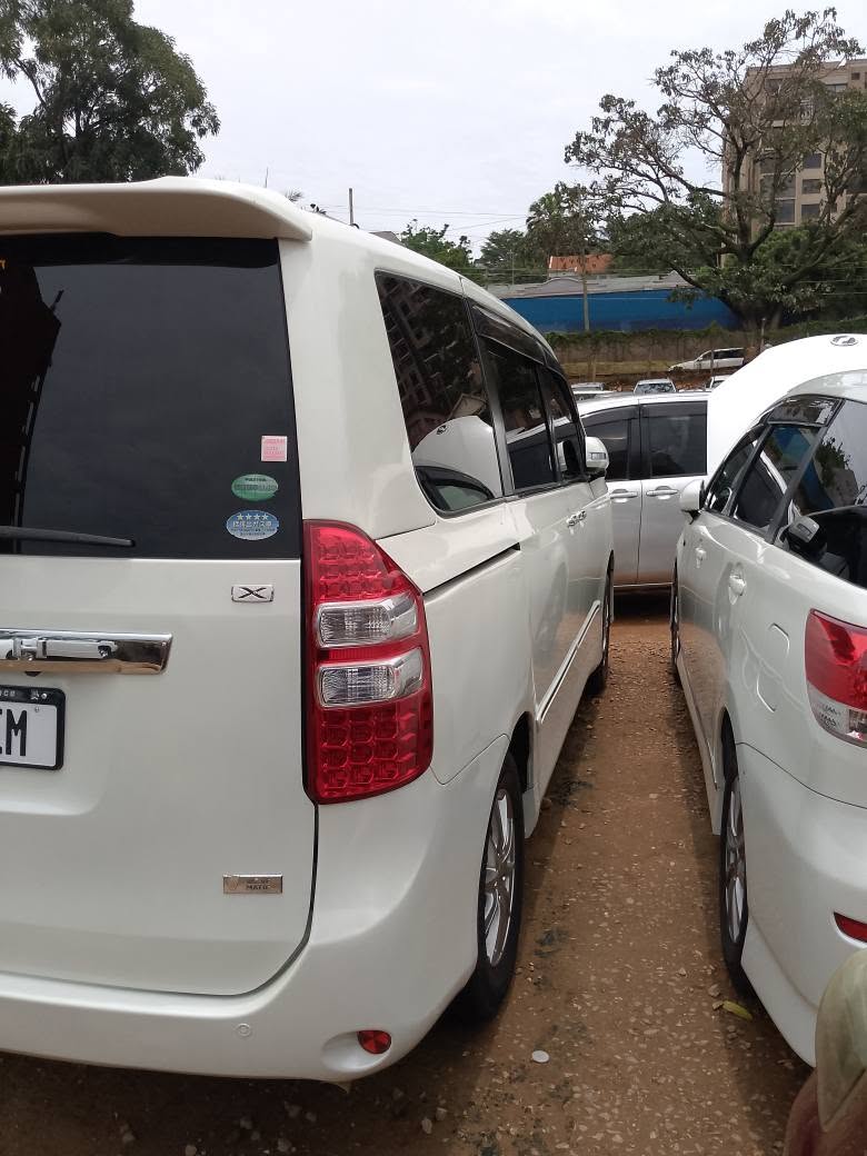 A picture of Toyota Noah Model 2010 For Sale 0787181703 0704482571 Call Whatsapp