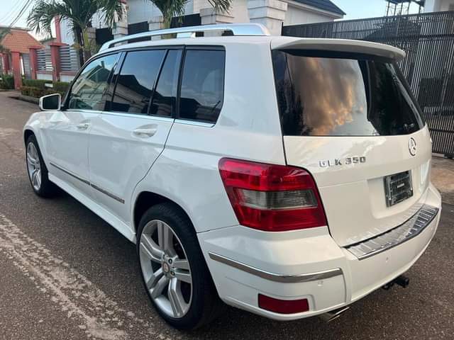 A picture of Benz GLK 350 4matic 2011 Used But Not RegisteredSuper Clean