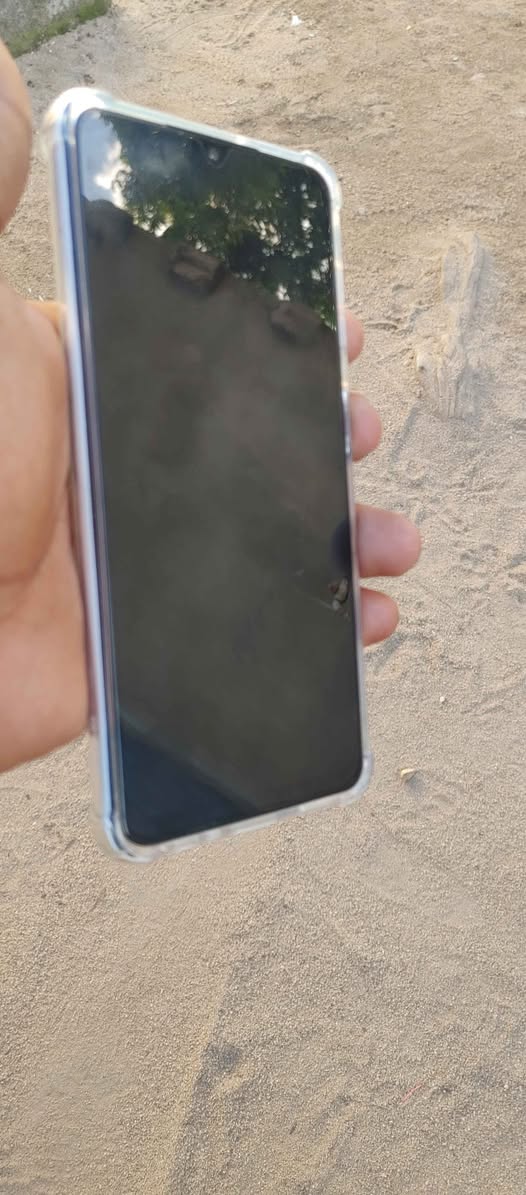 A picture of Samsung galaxy wide6