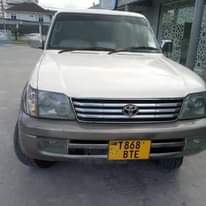 A picture of Toyota land cruiser prado