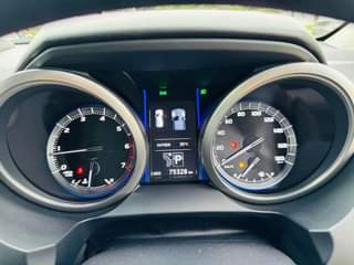 A picture of TOYOTA PRADO DIAMOND EDZ 150