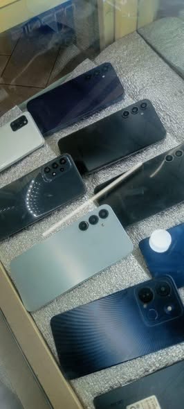 A picture of Original uk used phones for sale