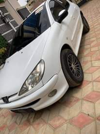 A picture of Peugeot 206