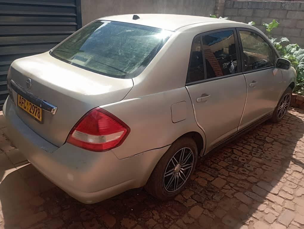 used nissan tiida